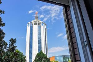 El edificio en el que está el departamento