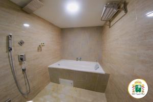 Hotel Caquetá Real HSC的一间浴室
