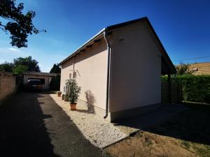 The building in which Az apartmant is located