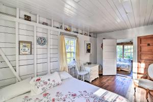 Gallery image of Oceanfront Cottage with Deck 2 Mi to Boothbay Harbor in West Boothbay Harbor