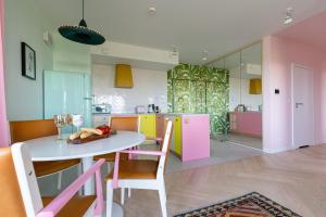 Kuchyňa alebo kuchynka v ubytovaní Apartamenty Your Seaside