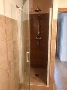 Koupelna v ubytování Apartamentos Casa Les Valeres + 37 fotografií