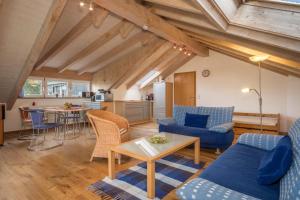 Foto dalla galleria di Ferienwohnung Schleinseeblick a Kressbronn am Bodensee