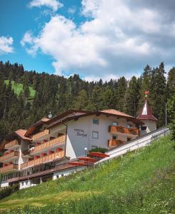 Gallery image of Hotel Seehof in Monguelfo