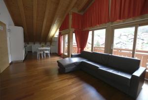 A seating area at Residence Rose
