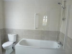 Koupelna v ubytování Orrell Park Hotel