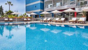 Bazén v ubytování Hôtel Club Val d'Anfa Casablanca Ocean view nebo v jeho okolí