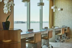 Фотография из галереи Four Seasons St. Louis в Сент-Луисе +37 фотографий