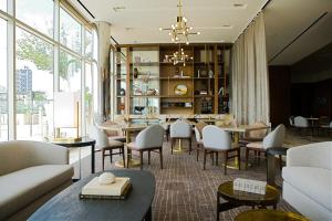 Гостиная зона в Four Seasons St. Louis