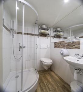 Koupelna v ubytování Hotel Hromovka