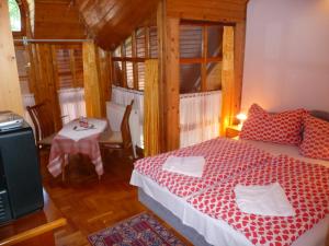 Postel nebo postele na pokoji v ubytování Oleander B&B