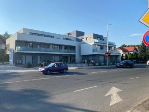 Budova, v ktorej sa apartmán nachádza