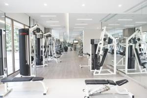 Fitness centrum a/nebo fitness zařízení v ubytování Mason Pine Hotel Bandung