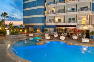 Bazén v ubytování Hôtel Club Val d'Anfa Casablanca Ocean view nebo v jeho okolí