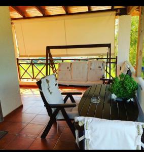 Balkón nebo terasa v ubytování Village Dimopoulos