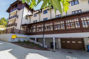 Budova, v ktorej sa apartmán nachádza