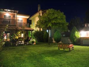 Zahrada ubytování Amazing Villa with views sea in Paliouri
