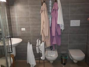 Koupelna v ubytování Suites Rome