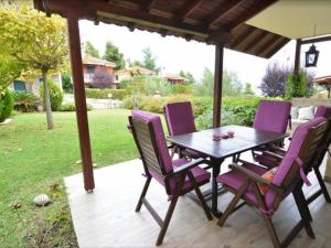 Zahrada ubytování Amazing Villa with views sea in Paliouri