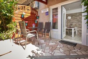 Patio nebo venkovní prostory v ubytování Apartment Carmen