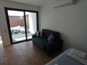Flamingo Beach House的休息区