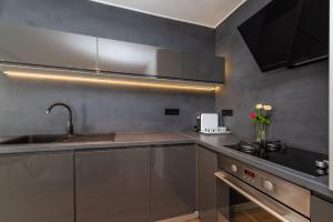Kuchnia lub aneks kuchenny w obiekcie Apartment Marul