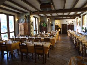 Ресторант или друго място за хранене в Hotel Cimone
