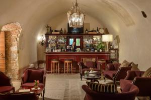 The lounge or bar area at Villa Cordevigo