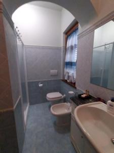 Koupelna v ubytování B&B L'Oliveto
