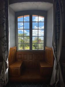 Ruang duduk di Manoir du Bouyssou