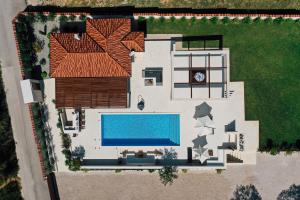 Bazén v ubytování Villa Olivetum nebo v jeho okolí
