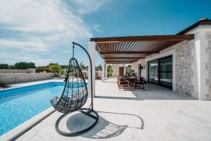 Bazén v ubytování Villa Olivetum nebo v jeho okolí