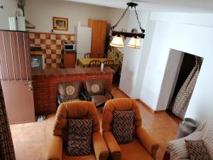 Kuchnia lub aneks kuchenny w obiekcie TIO TESORO