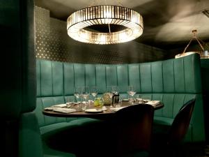 Posezení v ubytování Hotel Indigo Liverpool by IHG