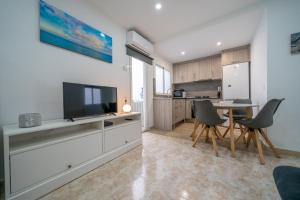 Kuchyň nebo kuchyňský kout v ubytování HomeHolidaysRentals Chiara - Costa Brava