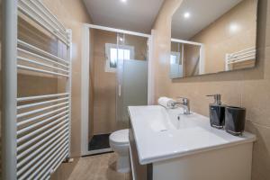 Koupelna v ubytování HomeHolidaysRentals Chiara - Costa Brava