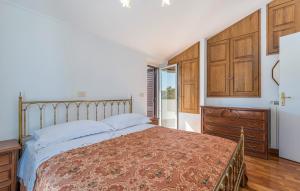 Postel nebo postele na pokoji v ubytování Holiday house Desy Tar