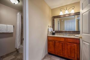 Gallery image of Clarion Collection Hotel Arlington Court Suites in Arlington