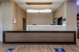 TV a/nebo společenská místnost v ubytování Sleep Inn Durango