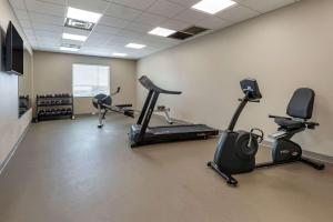 Fitness centrum a/nebo fitness zařízení v ubytování MainStay Suites Durango