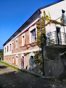 Budynek, w którym mieści się apartament