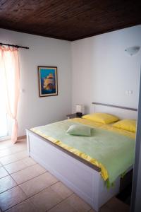 Gallery image of Apartment-rooms Preka in Rab