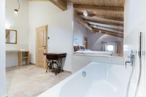 Kúpeľňa v ubytovaní Gasthof Weyerhof + 37 fotografií