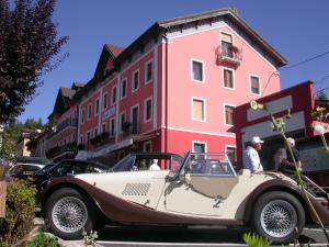 Gallery image of Hotel Alpi - Foza in Foza