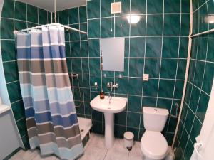 A bathroom at Drawa Resort
