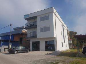 Gallery image of Apartmani Imamovic in Dubrave Gornje