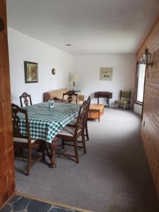 Gallery image of Steffen's Cedar Lodge 