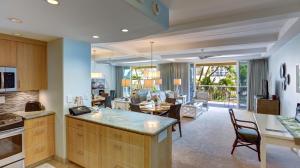 Ristorante o altro punto ristoro di Maui Westside Properties - The Whaler 359