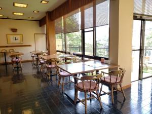 Majoituspaikan Hotel Nikko-Kinugawa Inn Miyasaki ravintola tai vastaava paikka