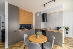 ครัวหรือมุมครัวของ Stylish Apartment Balticus 15 by Renters